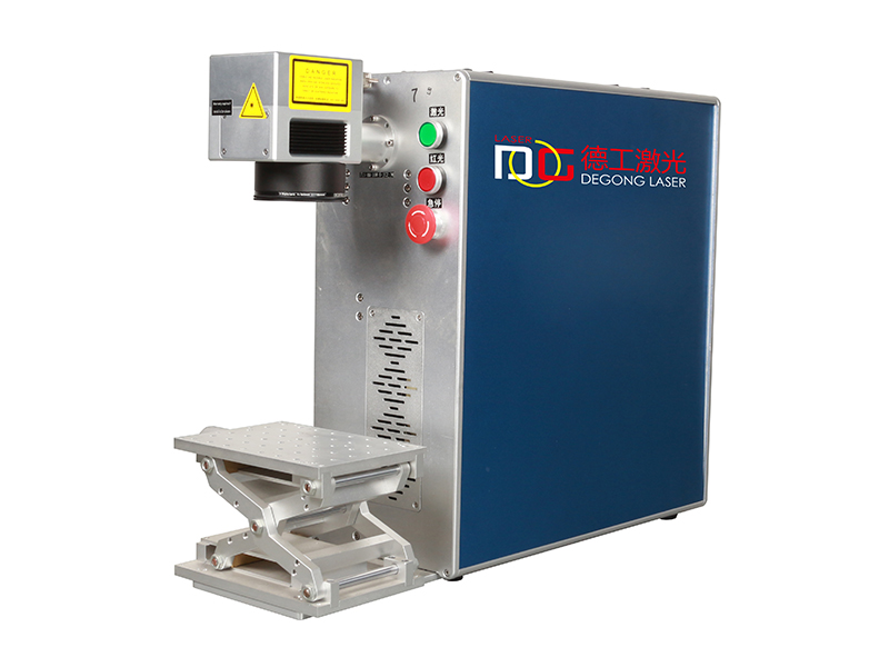 Portable marking machine